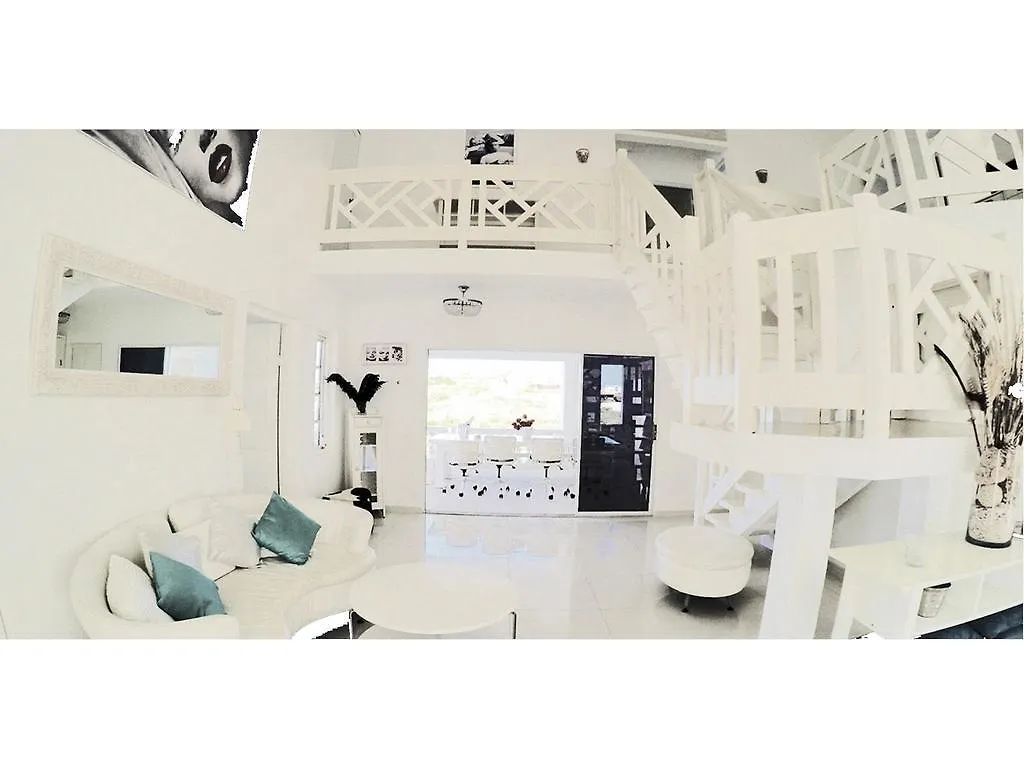 查姆帕尔特蒙斯度假酒店 - 水晶别墅&公寓 Jan Thiel 酒店